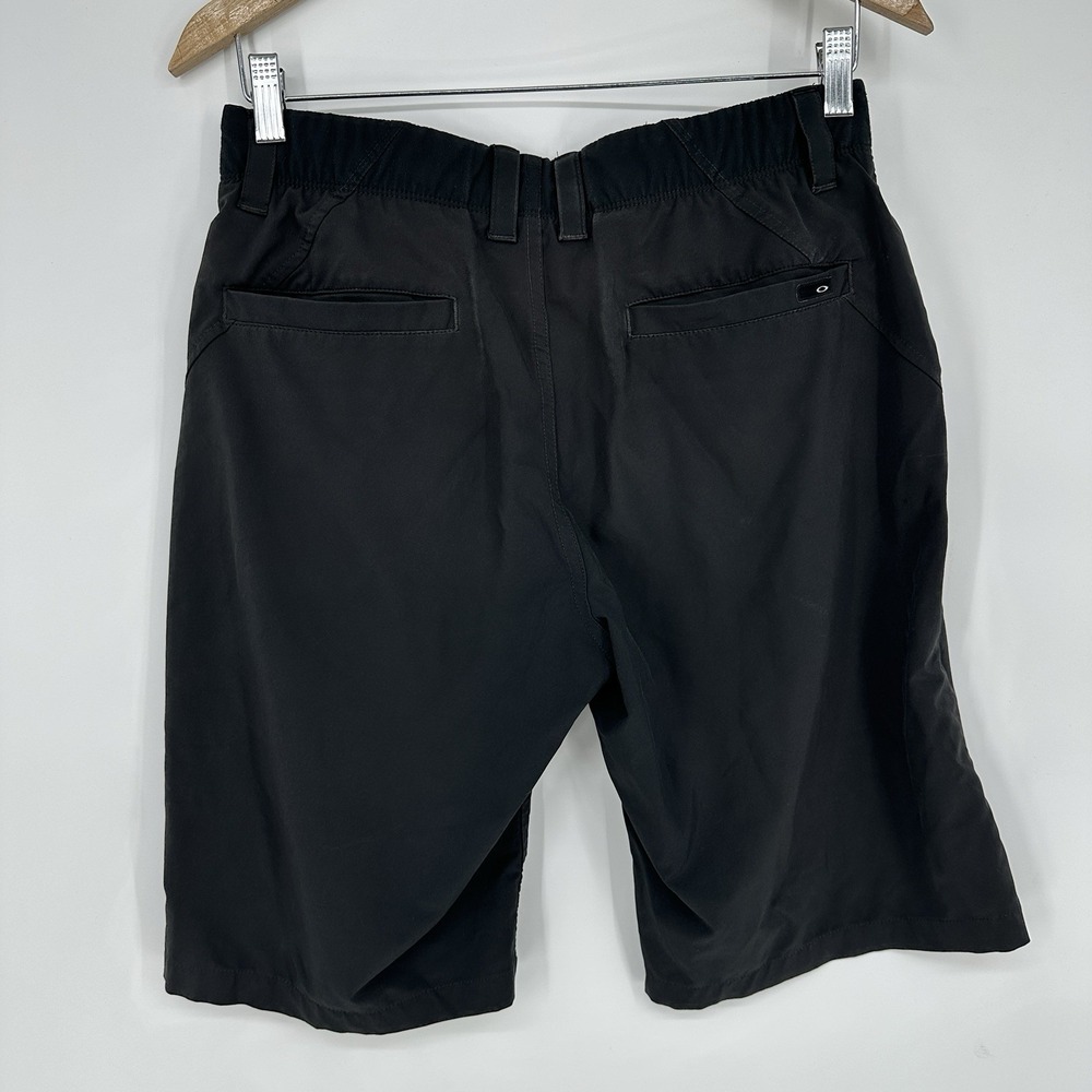Oakley Men's Shorts Golf Performance Wicking Lightweight Casual Size 30x10 Black - Picture 7 of 15